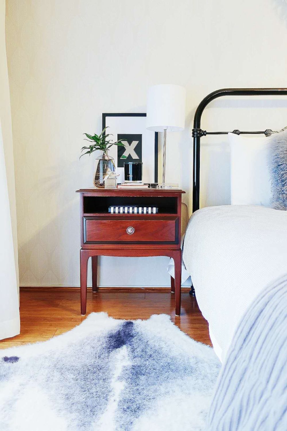 Mixing Different Wood Bedroom Decor Ideas by Lin Wang Adelaide Interior Designer