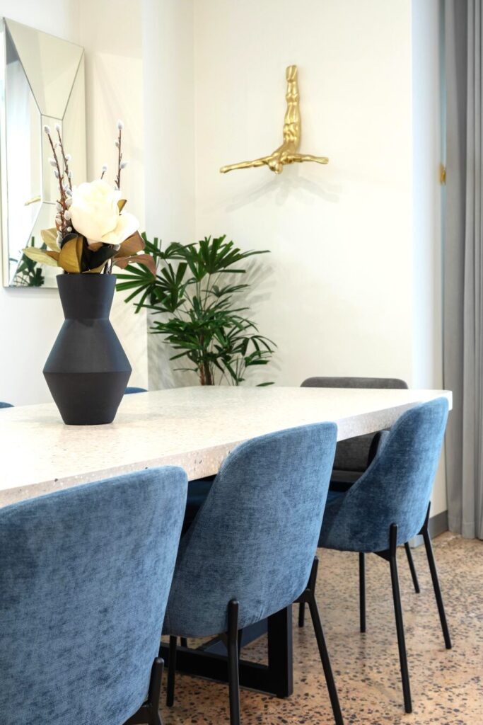 Contemporary Myrtle Bank Dining Room Designed by Linlin Interiors Adelaide interior design