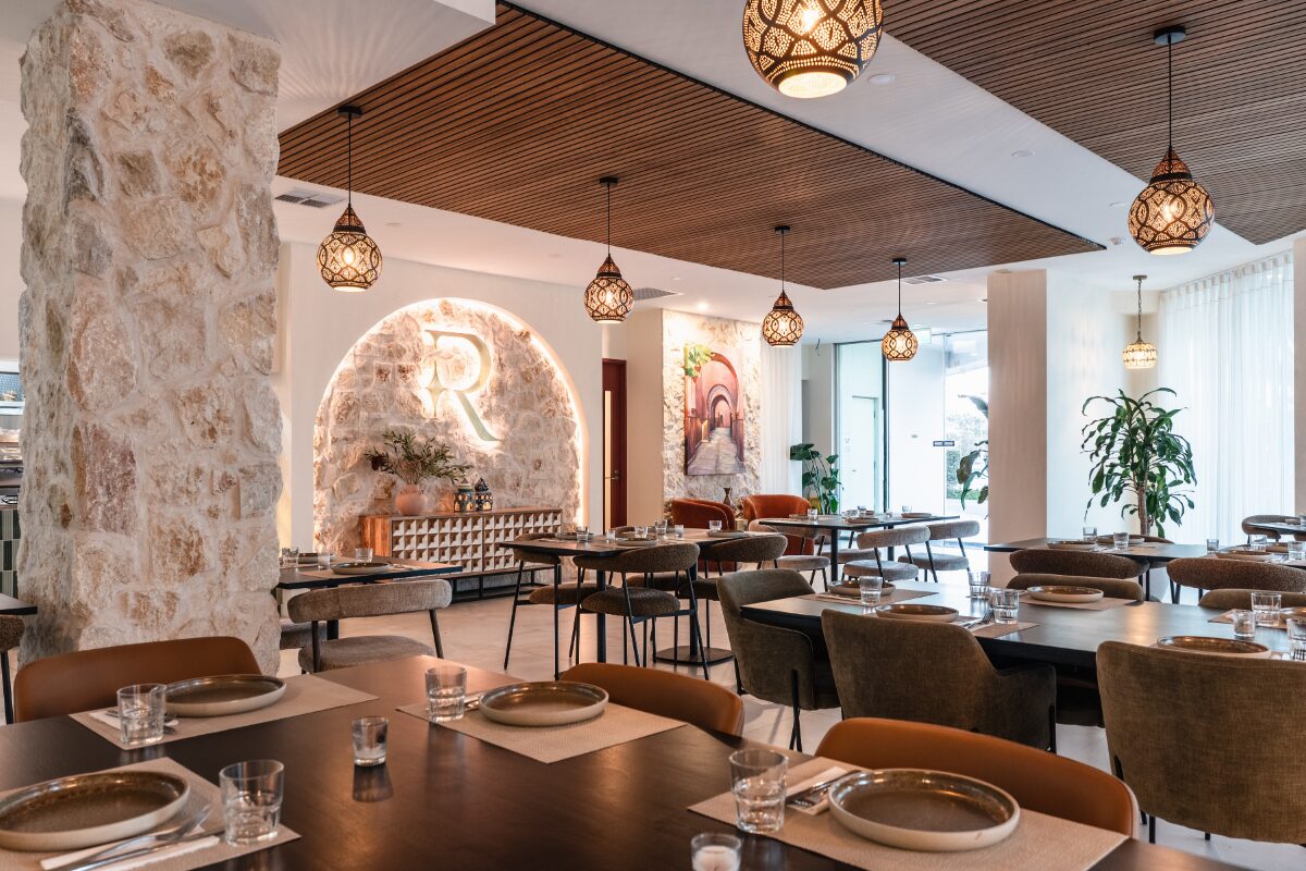 Commercial Designer Lin Wang Linlin Interiors
